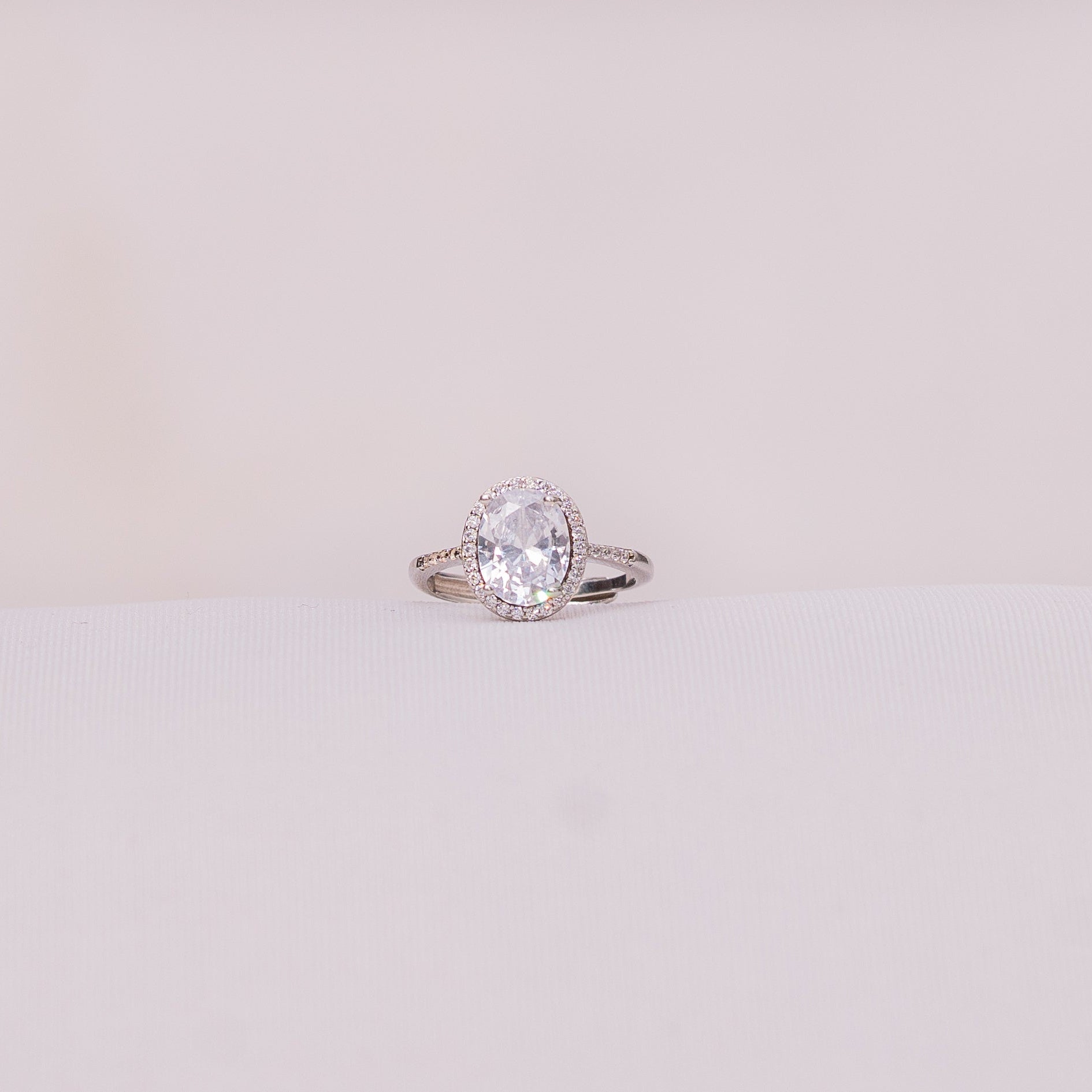 Opale Oval Halo Ring