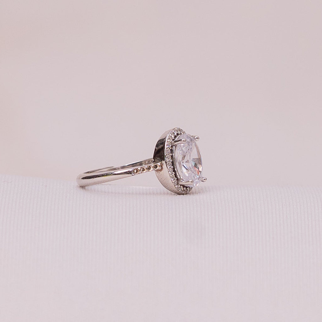Opale Oval Halo Ring