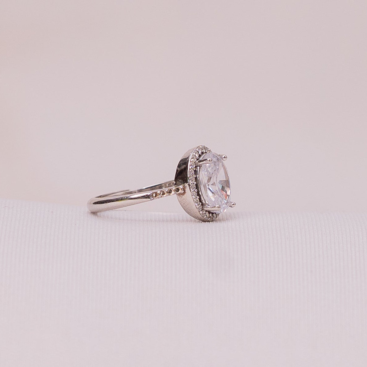 Opale Oval Halo Ring