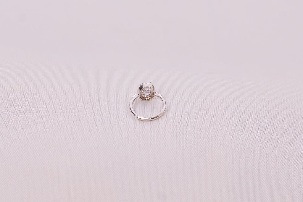 Opale Oval Halo Ring