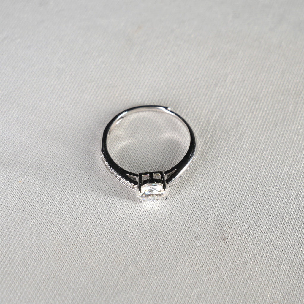 Milgrain Crown Solitaire Ring