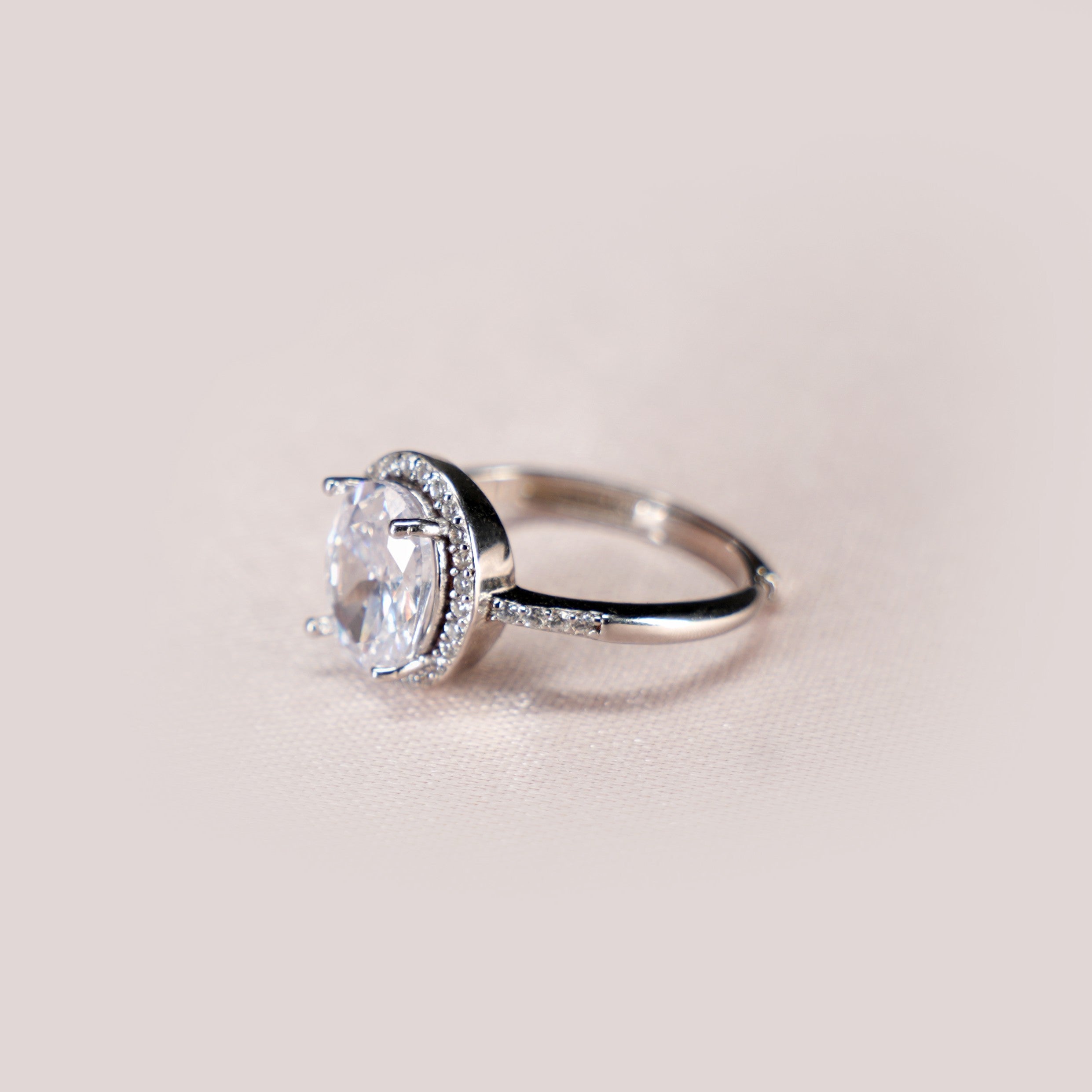 Opale Oval Halo Ring
