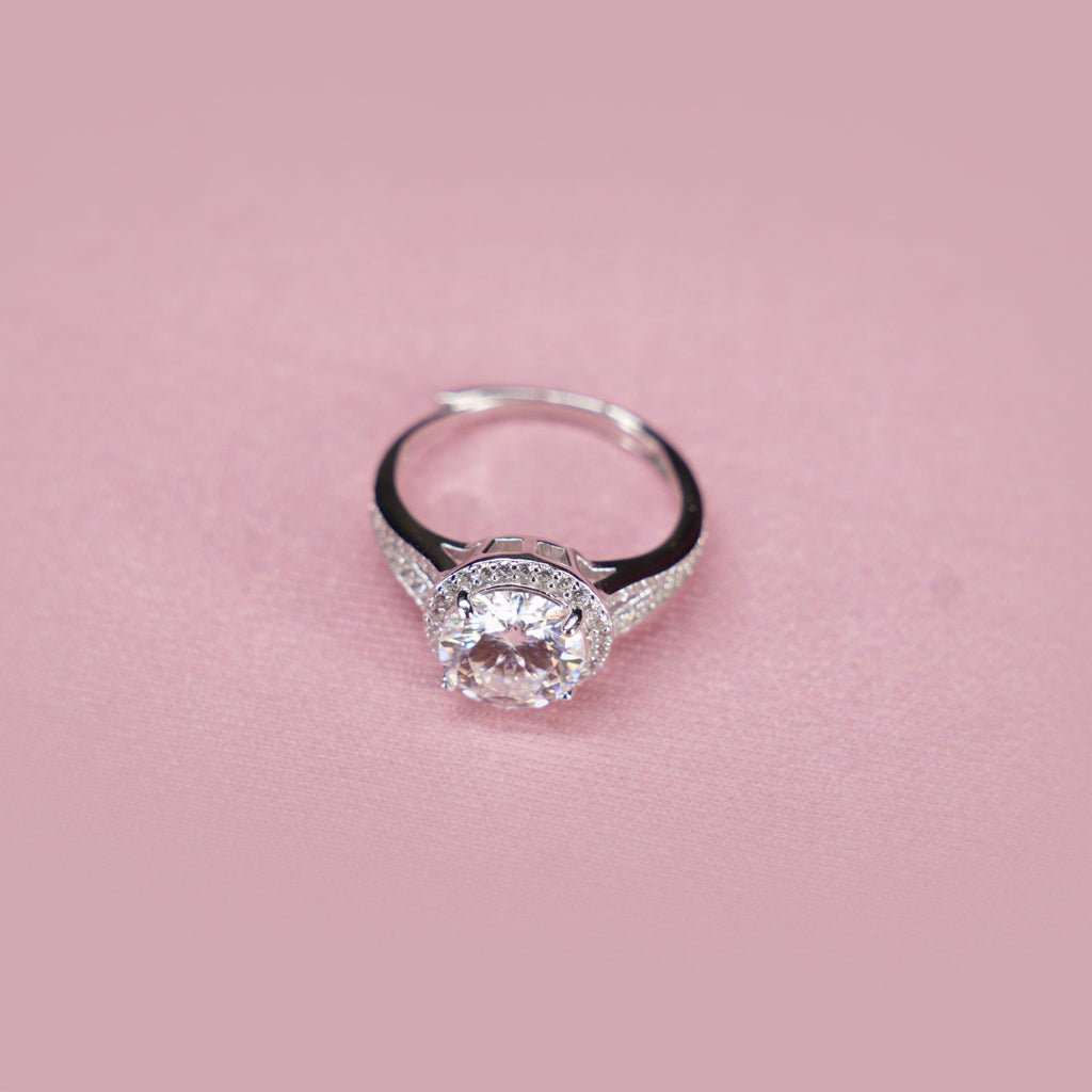 Aura Halo Ring