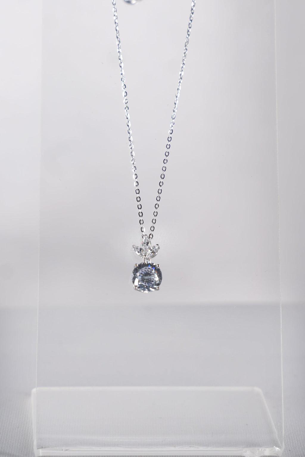 Petal Crown Solitaire Pendant Necklace