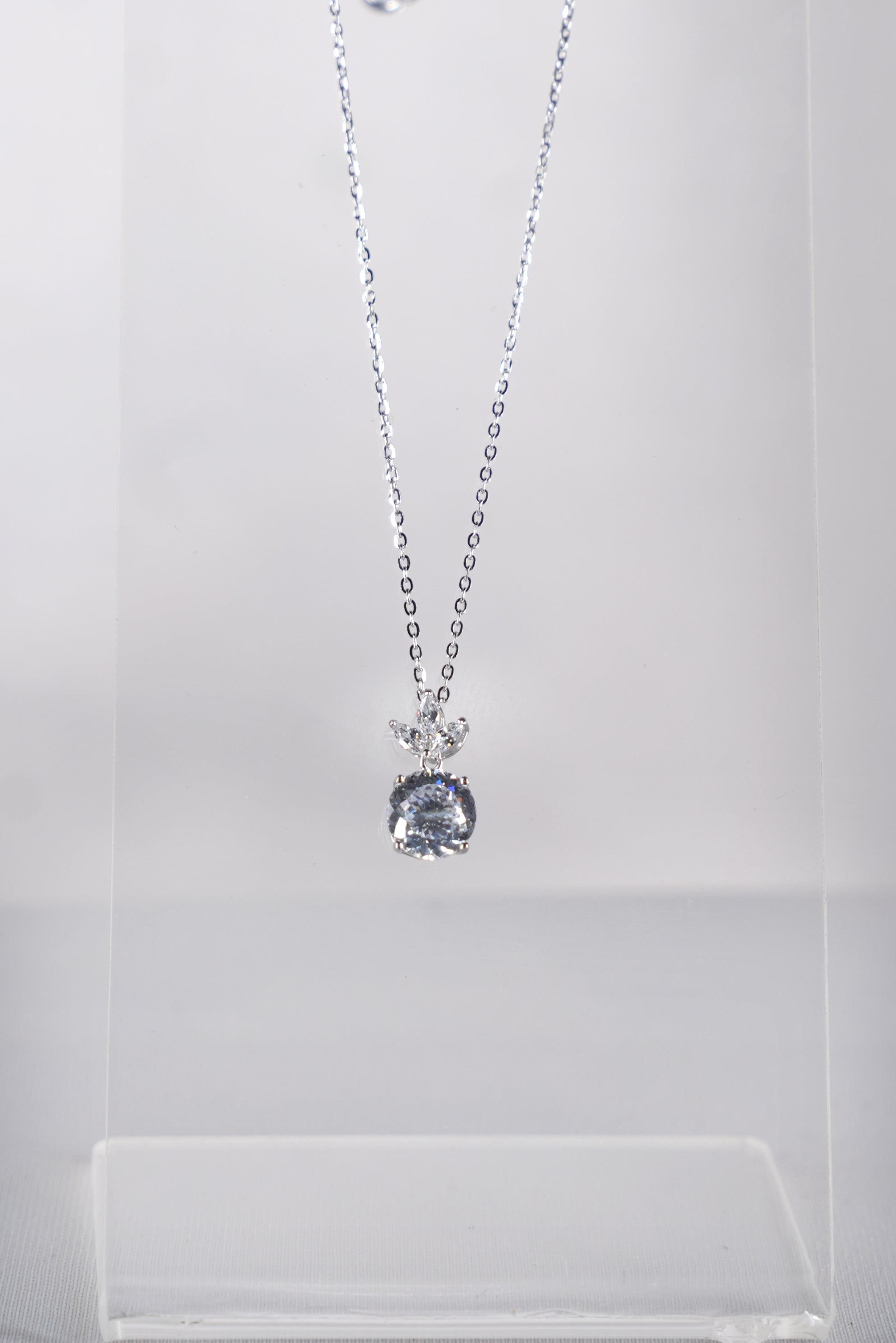 Petal Crown Solitaire Pendant Necklace